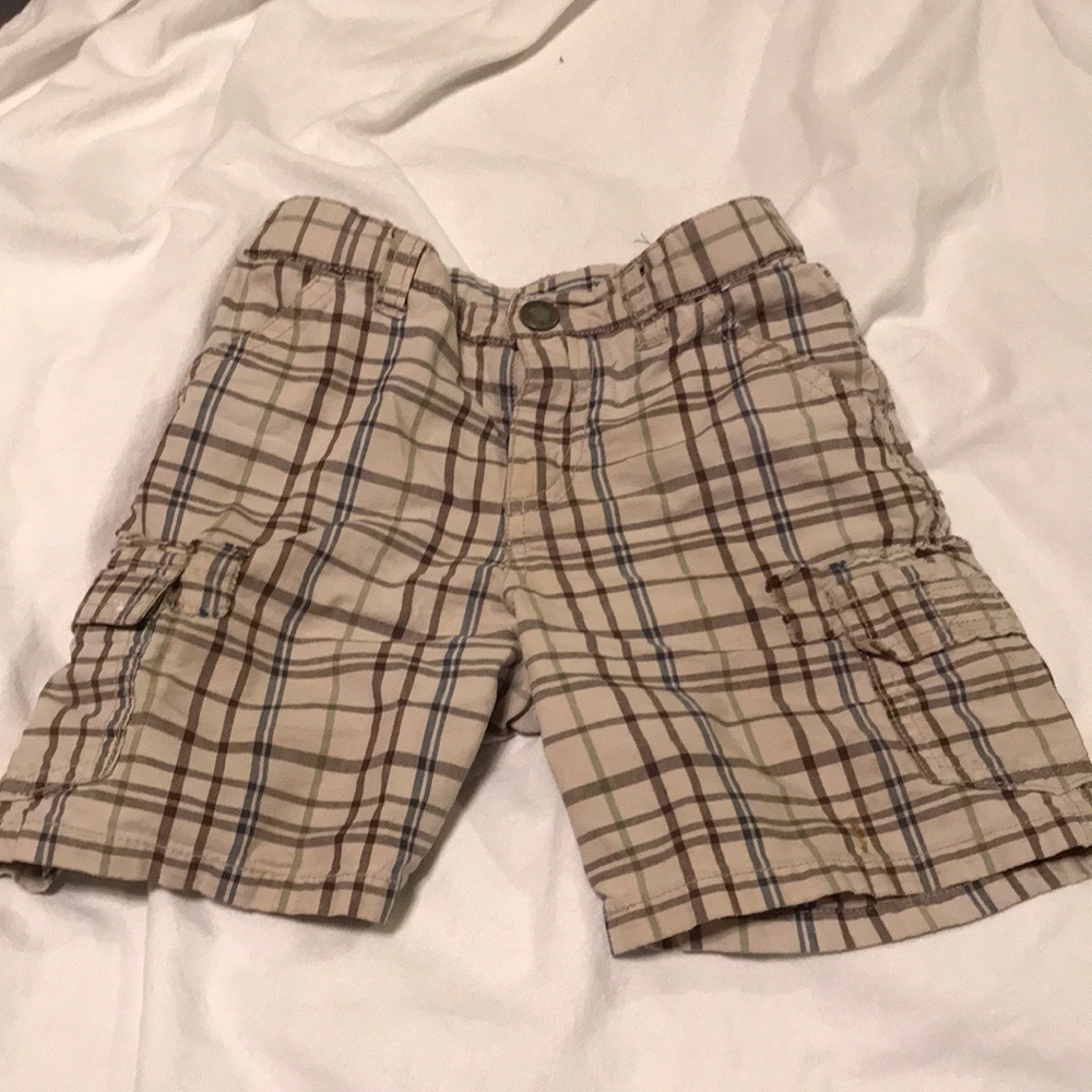 ✅ Boys Plaid Cargo Shorts